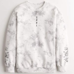 Dixie D'Amelio x Hollister Tie Dye Crew Neck